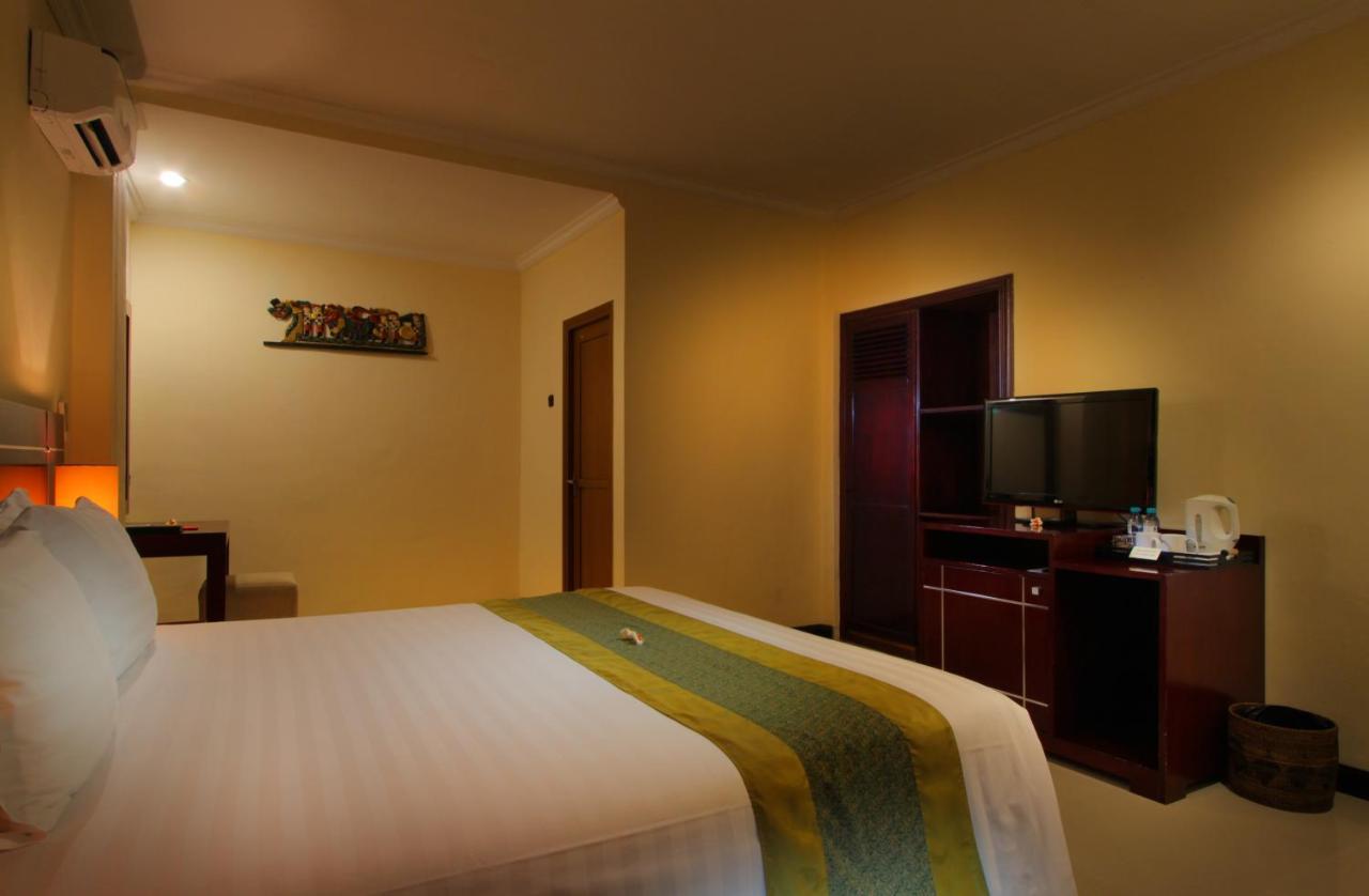 Adi Dharma Hotel Legian Exterior foto