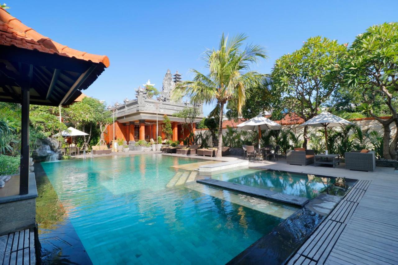 Adi Dharma Hotel Legian Exterior foto
