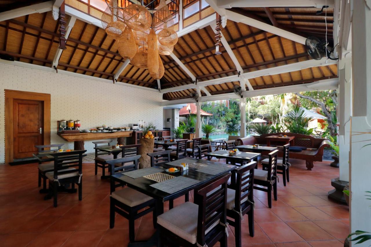 Adi Dharma Hotel Legian Exterior foto
